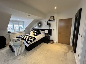 Photo 21- click for photo gallery